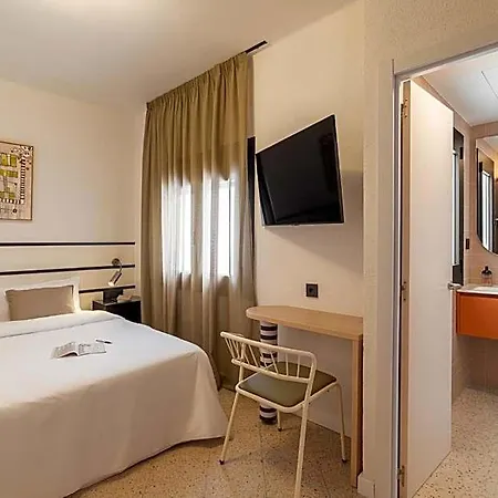 Robson - Smart Hotel 2*